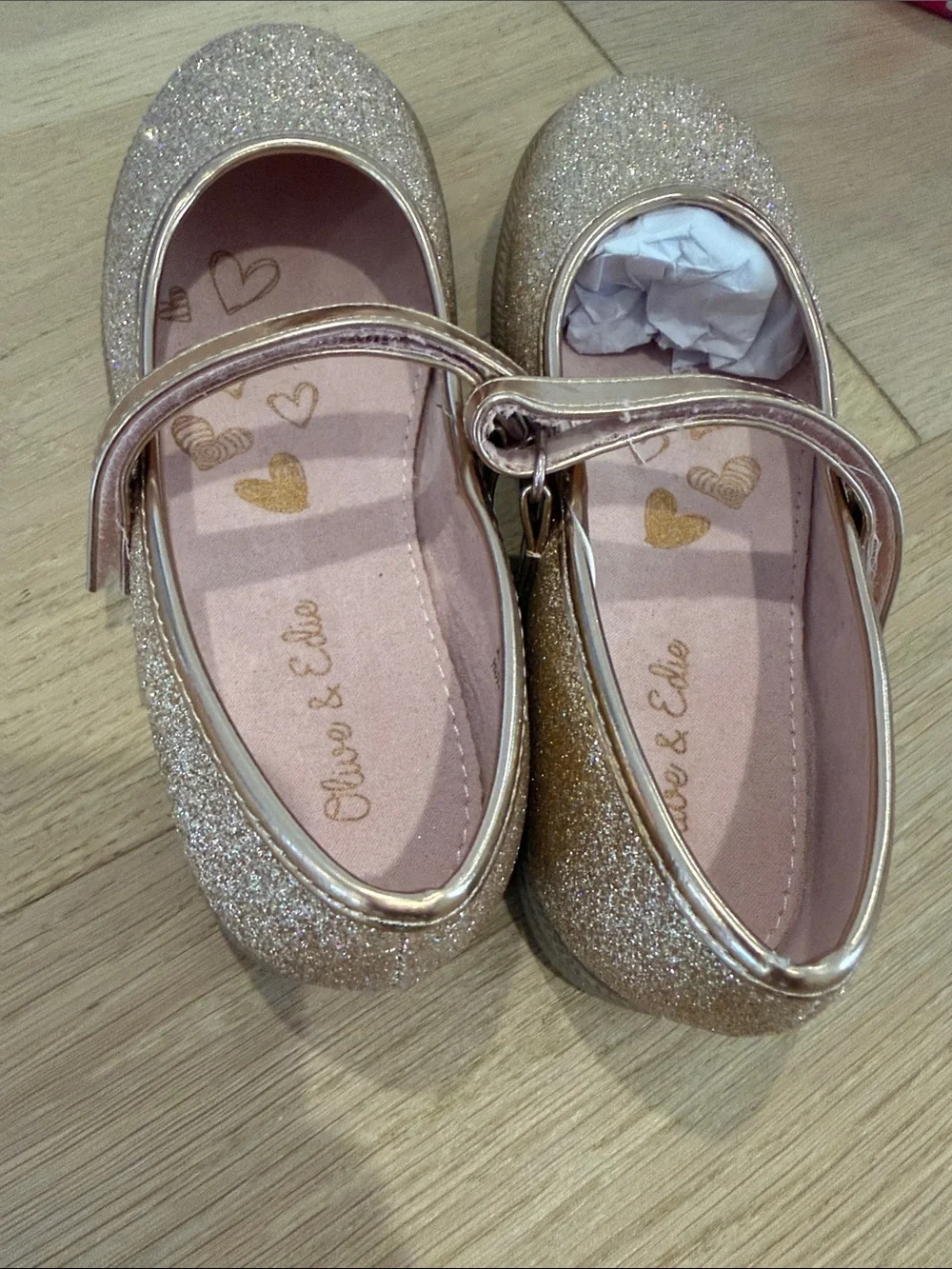 Olive & Edie Girls' Rose Gold Glitter Mary Jane Dress Shoes size 12 (new in box)